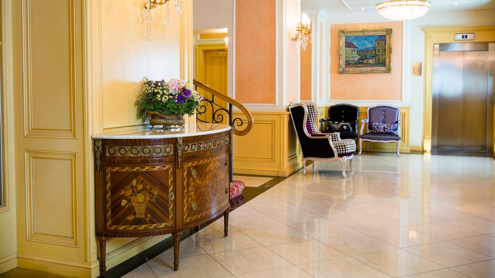 فندق براغفي  فندق لاكشري فاميلي رويال بالاس المظهر الداخلي الصورة